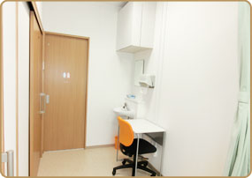 診察室2